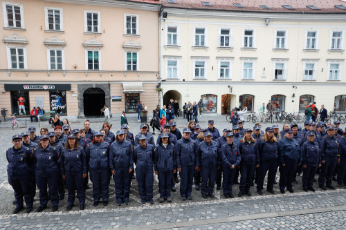 Srečanje gasilk GZRL v Ljubljani gasilska zveza medvode