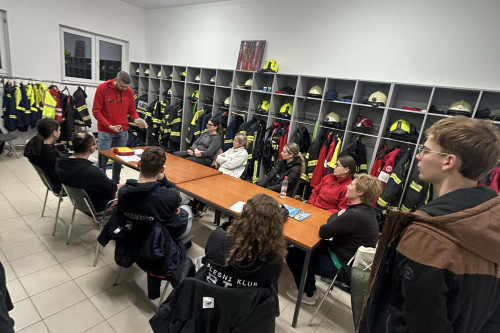 Bolničar javni zavod sotočje medvode