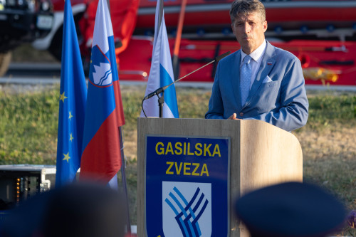 GZ Medvode 30 let javni zavod sotočje medvode