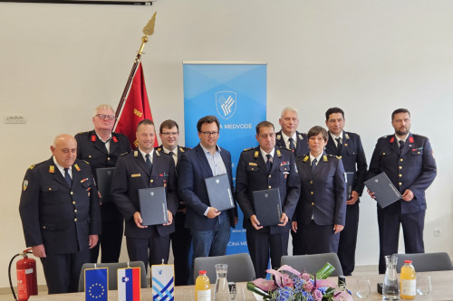 podpis dogovorov javni zavod sotočje medvode