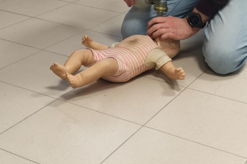 Bolničar javni zavod sotočje medvode